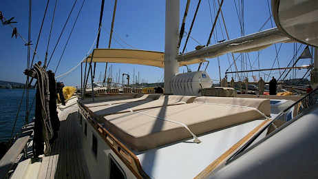 Yacht Aegean Clipper deck