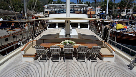 Yacht Aegean Clipper deck