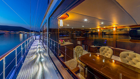 Yacht Dea Del Mare photo