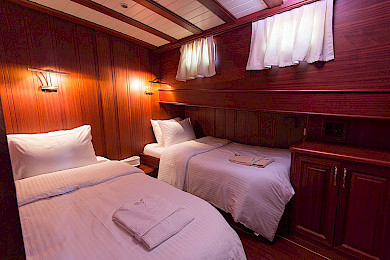 Yacht Atalante cabin