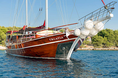 Yacht Croatia front view