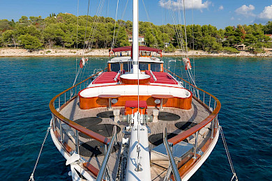 Yacht Croatia deck