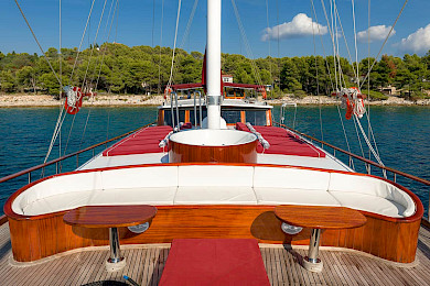 Yacht Croatia deck