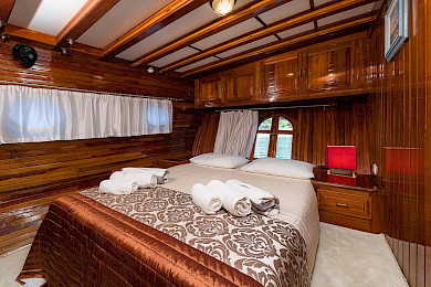 Yacht Croatia cabin