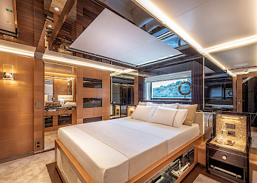 Yacht Sunrise cabin