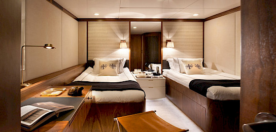 Yacht Orient Star cabin