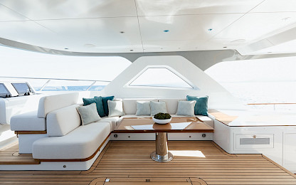 Yacht Calypso I flybridge