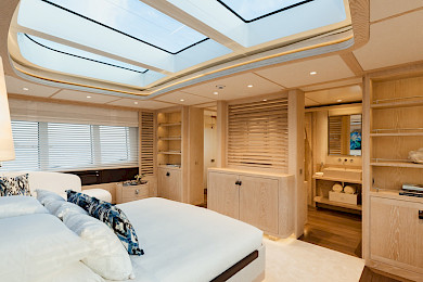 Yacht Calypso I cabin