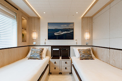 Yacht Calypso I cabin