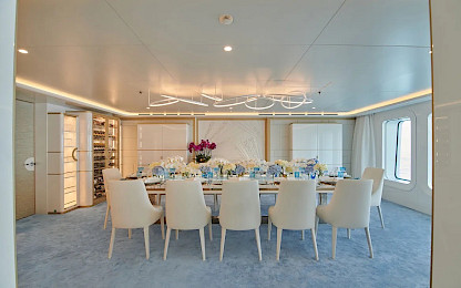 Yacht Coral Ocean dining table