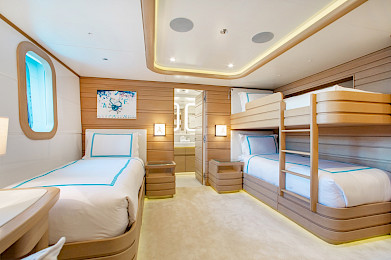 Yacht Moca cabin