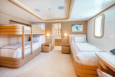 Yacht Moca cabin