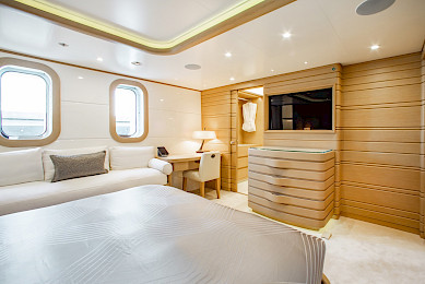 Yacht Moca cabin