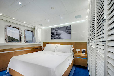 Yacht Morning Star cabin