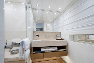 Yacht Morning Star cabin bathroom