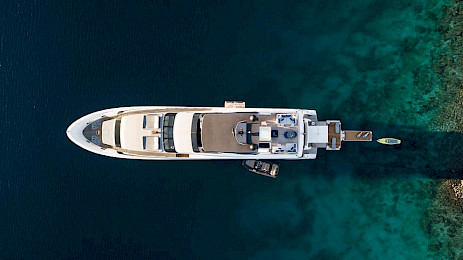 Yacht Morning Star top-down view