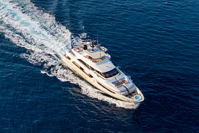 Yacht Takara One aerial view