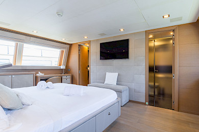 Yacht Thalyssa cabin