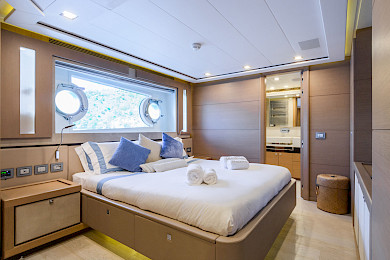 Yacht Thalyssa cabin