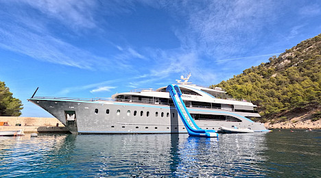 Yacht Freedom side view