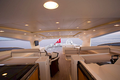 Yacht Panfeliss flybridge