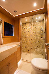 Yacht Panfeliss bathroom