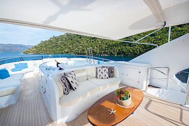 Yacht Stella Fiera Jacuzzi