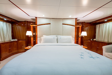 Yacht Stella Fiera cabin