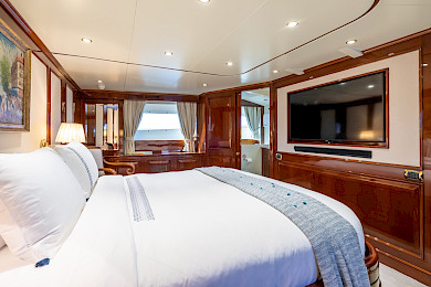 Yacht Stella Fiera cabin