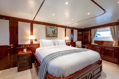 Yacht Stella Fiera cabin