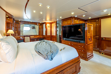 Yacht Stella Fiera cabin