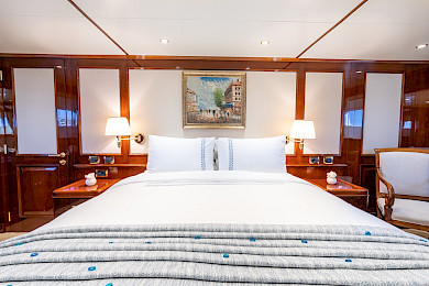 Yacht Stella Fiera cabin