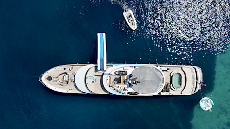 Yacht Bella top-down view