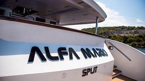 Yacht Alfa Mario photo