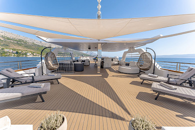 Yacht Cristal flybridge