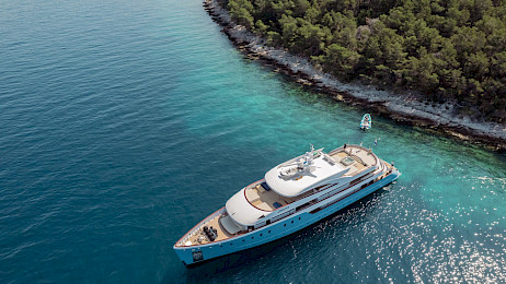 Yacht Ohana aerial view