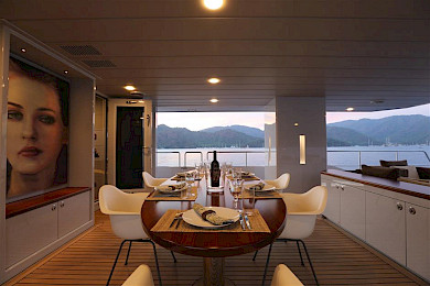 Yacht Only Now saloon