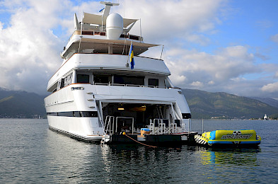 Yacht Ladyship back view