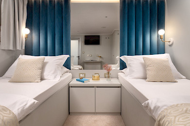 Yacht Belezza cabin