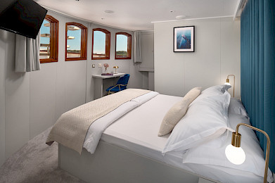 Yacht Belezza cabin