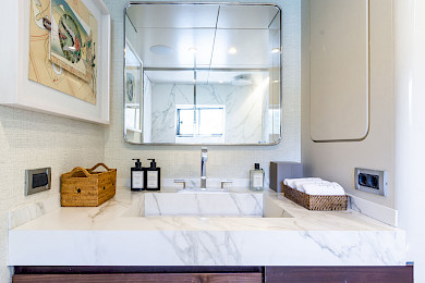 Yacht Axella cabin bathroom