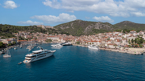 Yacht Riva photo