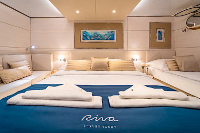 Yacht Riva cabin