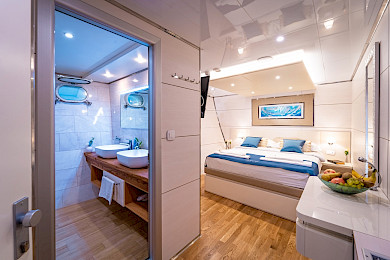 Yacht Riva cabin