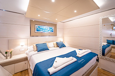 Yacht Riva cabin