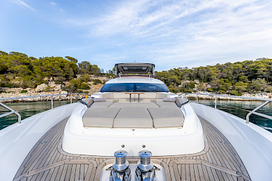 Yacht Vista deck