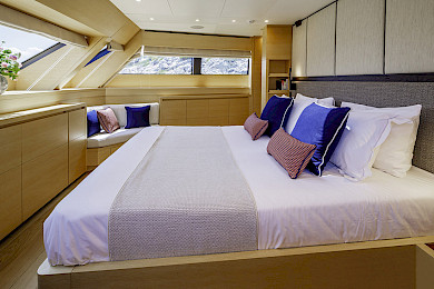 Yacht Elysium cabin