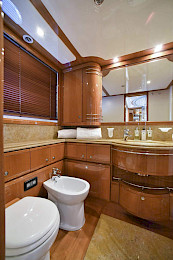 Yacht Day Off cabin bathroom