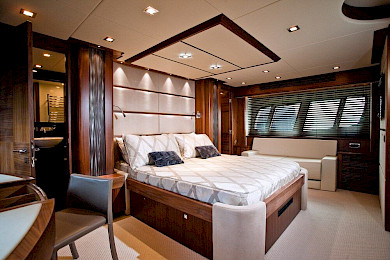 Yacht Sanref cabin