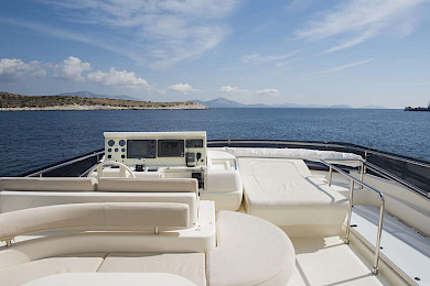 Yacht Julie M Jacuzzi